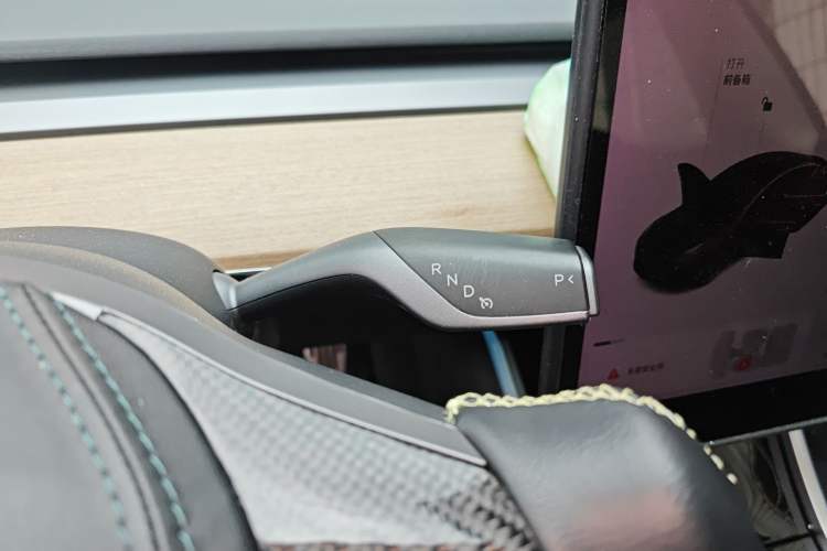 Used Tesla Model 3 2019 Long-Range All-Wheel-Drive Version
