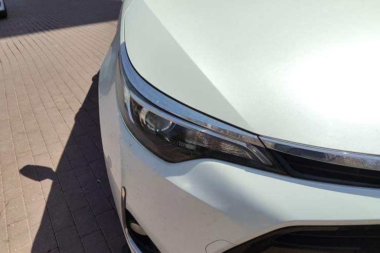 Used Toyota Levin 2017 Revised 185T CVT Elite Edition China V Standard Right Front Headlight