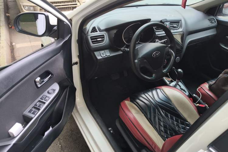 Used Kia K2 2015 Sedan 1.4L Automatic GLS
