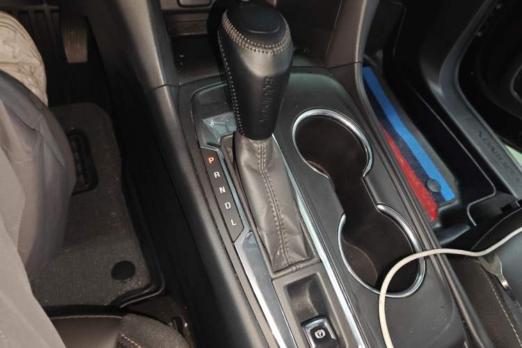 Used Chevrolet Equinox 2019 535T Automatic Chijie Edition China VI Gear Lever