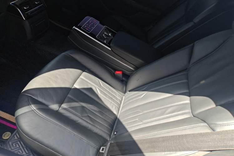 Used Audi A8 2019 A8L 50 TFSI quattro Comfort Model
