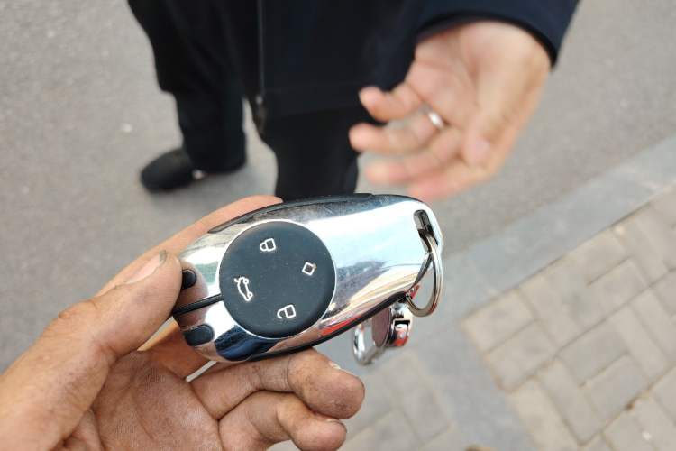 Used Leapmotor T03 2021 400 Lite Edition - Lithium-Ion Battery Vehicle Key