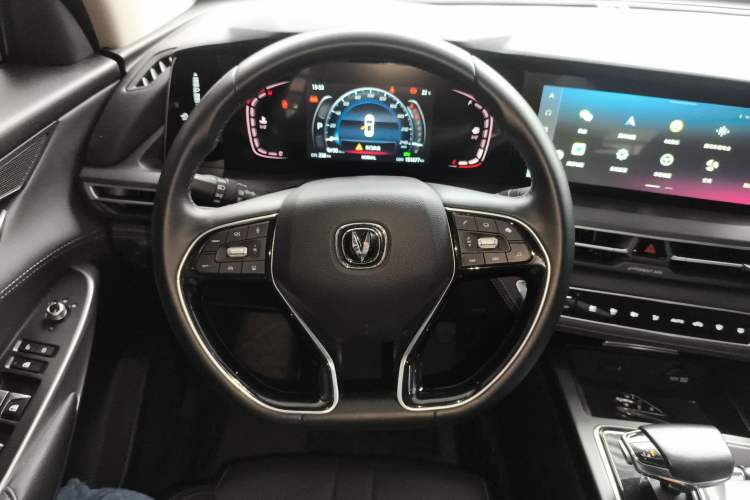 Used CHANGAN CS75 PLUS 2021 1.5T Automatic Prestige Model Steering Wheel