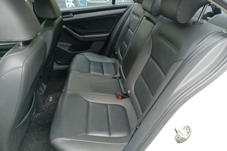 Used Volkswagen Sagitar 2017 230TSI Automatic Comfort Version