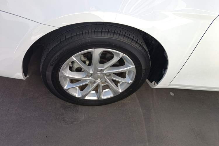 Used Geely Auto Emgrand 2021 UP 1.5L CVT Luxury Model
