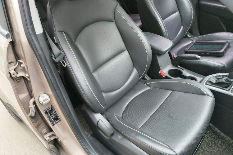 Used Hyundai ix25 2015 1.6L Automatic Two-Wheel Drive Smart GLS Trim