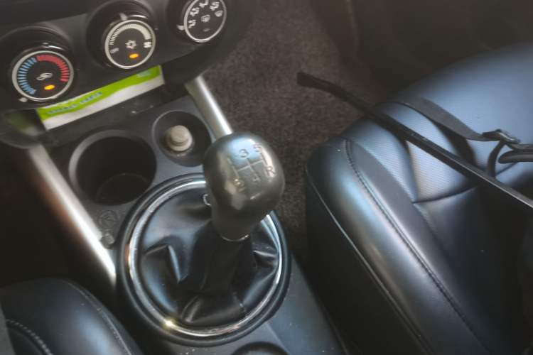 Used Mitsubishi ASX 2013 1.6L Manual Two-Wheel Drive Standard Edition
