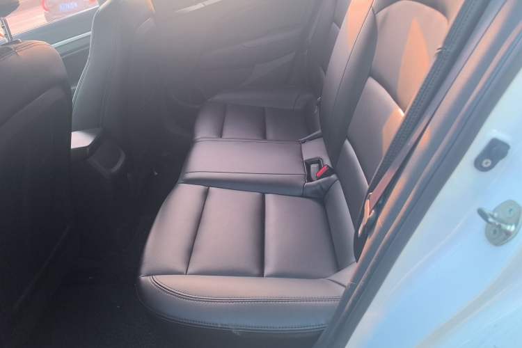 Used Hyundai Elantra (6th Generation / Lingdong) 2016 1.6L Automatic ZhiXuan – Elite Version
