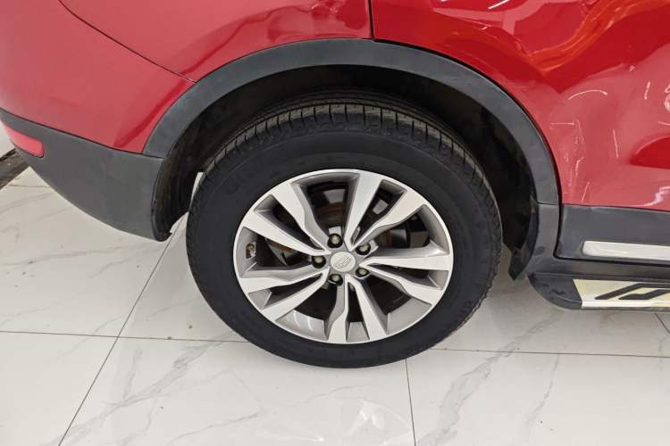 Used Geely Auto Emgrand X7 Sport 2016 1.8TD Automatic ZhiShang Model Right Rear Wheel Hub