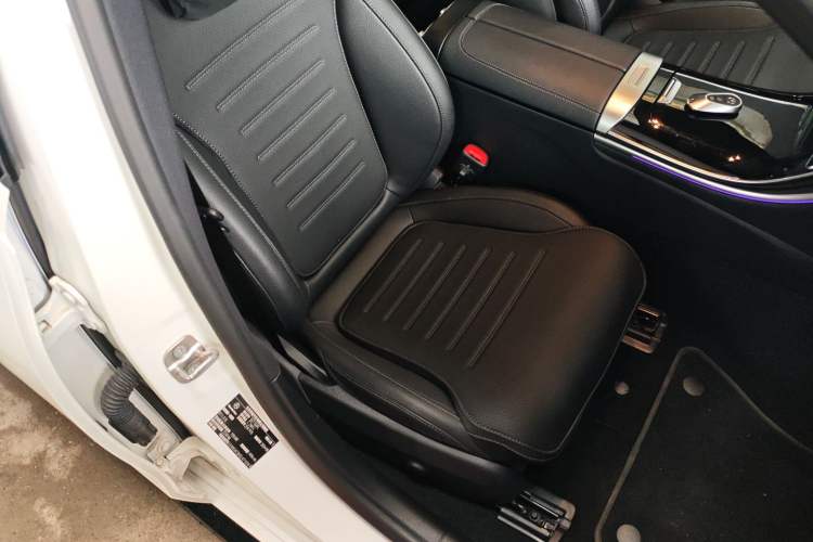 Used Mercedes-Benz C-Class 2025 C 260 L Obsidian Night Sport Edition
