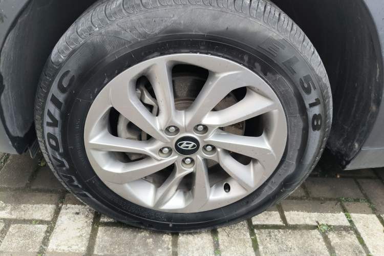 Used Hyundai Tucson 2018 1.6T Dual-Clutch Two-Wheel Drive 15th Anniversary Special Edition