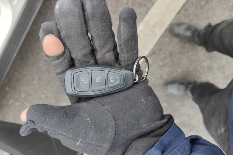 Used Ford Kuga 2015 2.0L GTDi Four-Wheel-Drive Sport Model