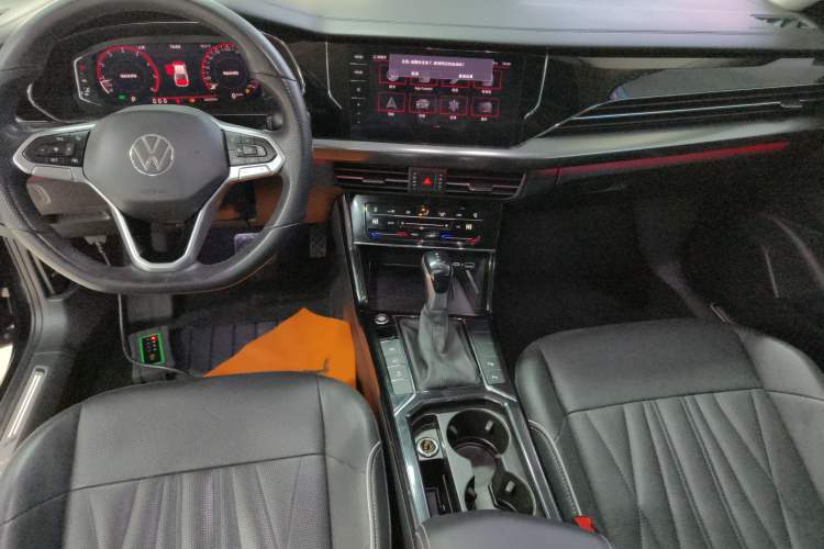 Used Volkswagen Passat 2022 330TSI Luxury Edition
