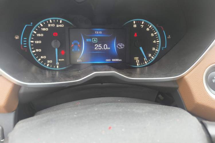 Used Soueast DX7 2017 1.5T Manual Triumph Edition
