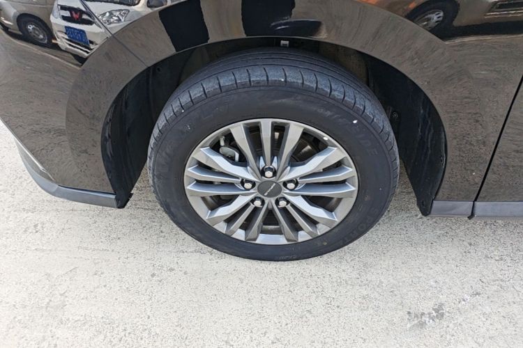 Used SAIC MAXUS G50 2022 1.5T Automatic Comfort Touring B Left Front Wheel Hub