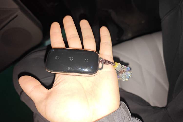 Used Geely Galaxy 8 2025 130km EM-i Prestige Edition Vehicle Key