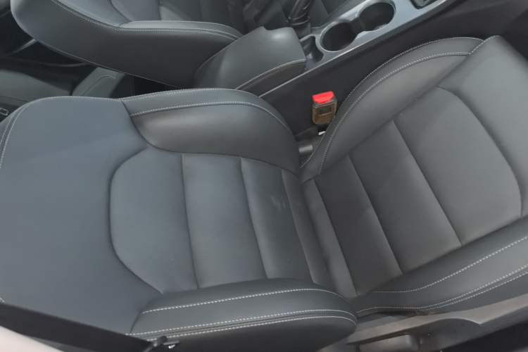 Used Geely Auto Emgrand 2019 Leading Edition 1.5L Manual Upward Asian Games Edition China VI