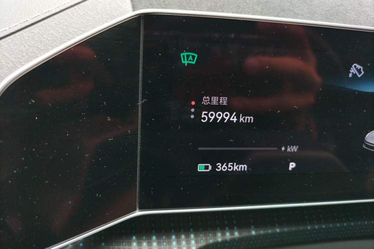 Used Zeekr 001 2022 Ultra-Long Range Single-Motor WE Version Odometer Close Up