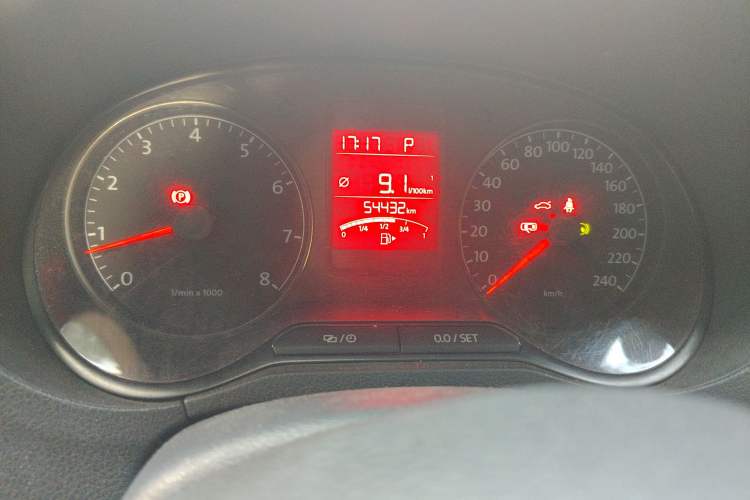 Used Volkswagen Polo 2013 1.6L Automatic Comfort Edition Odometer Close Up