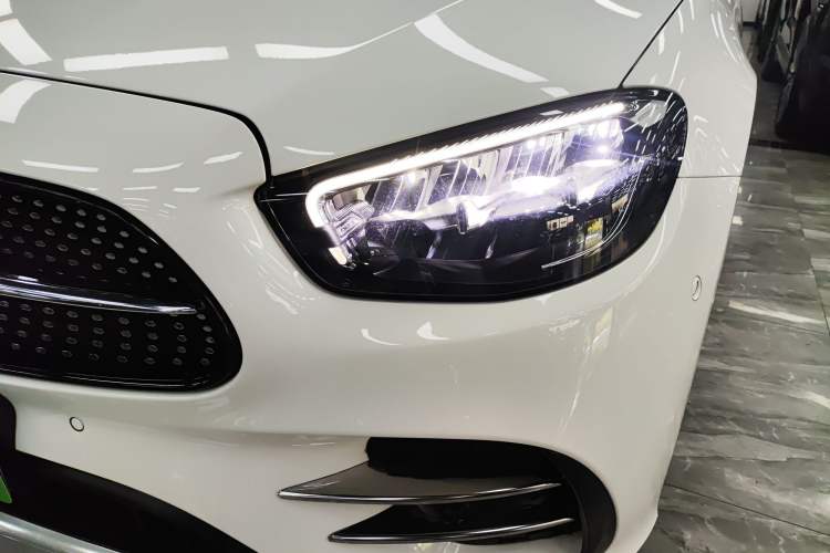 Used Mercedes-Benz E-Class 2023 E 260 Coupe