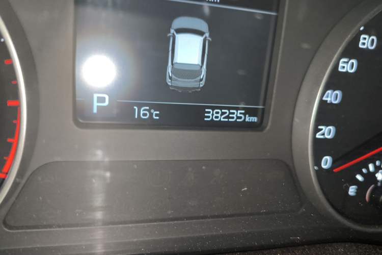 Used Kia KX3 2021 1.5L CVT Trend Edition Odometer Close Up