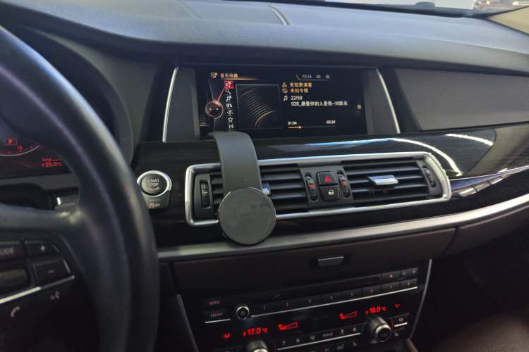 Used BMW 5 Series GT 2014 528i Luxury Edition Audio And AC Panel