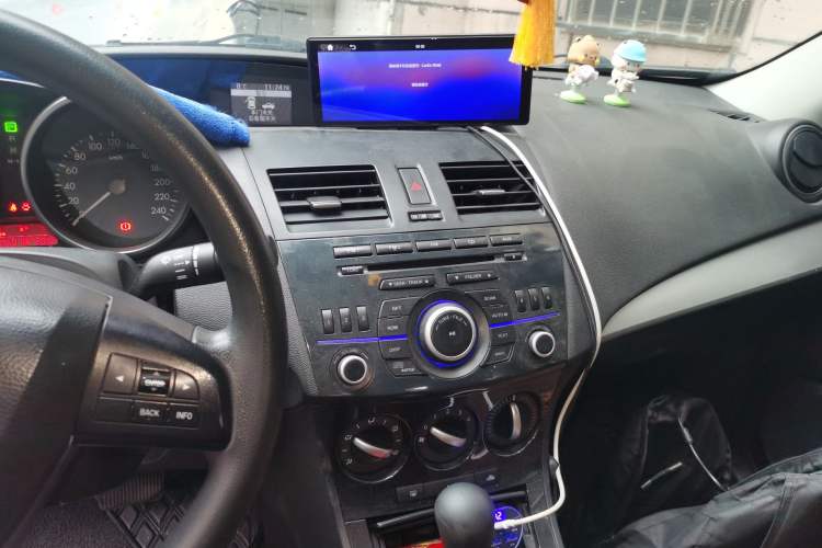 Used Mazda 3 2015 Sedan 1.6L Automatic Elite Model
