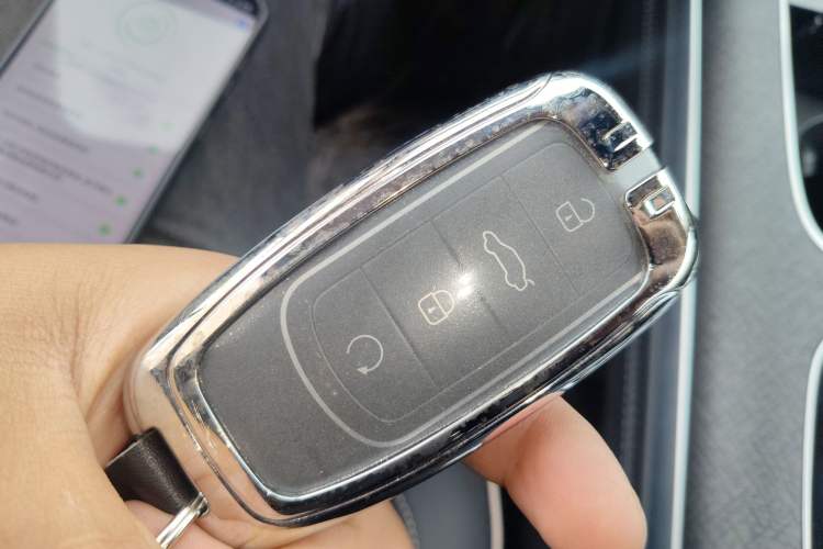 Used Chery Tiggo 9 2023 2.0T Dual-Clutch Two-Wheel Drive Prestige Version 5 Seats
