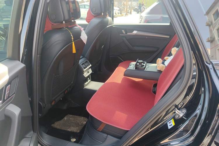 Used Audi Q5L 2025 quattro 45th Anniversary Edition 45 TFSI Luxury Dynamic Model
