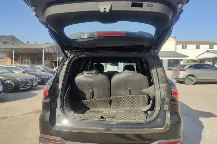 Used Geely Auto Haoyue L 2023 2.0T DCT Prestige Edition
