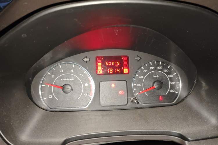 Used Wuling Hongguang V 2019 1.5L Jingqu Version China VI LAR