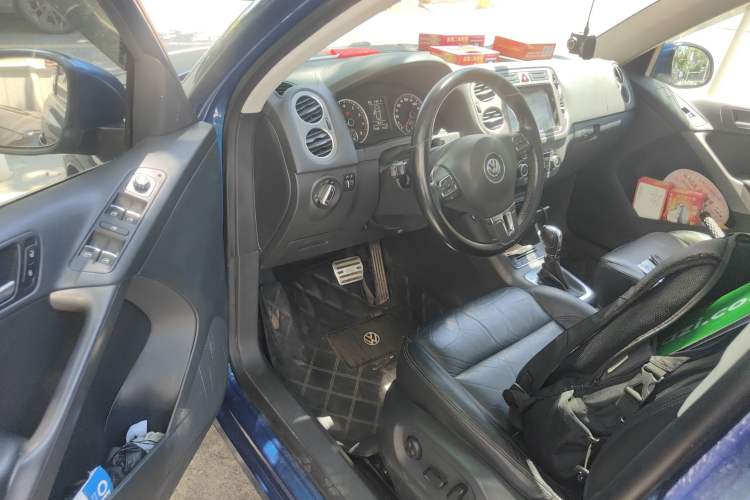 Used Volkswagen Tiguan 2012 1.8TSI Automatic All-Wheel Drive Elite Edition Driver Seat