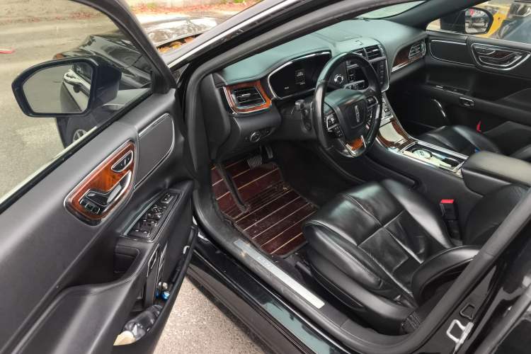 Used Lincoln Continental 2017 2.0T Two-Wheel-Drive Luxury Edition Driver Seat