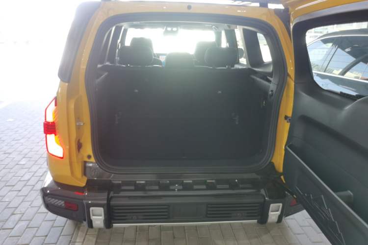 Used Deepal G318 2025 Worry-Free Adventure Edition Four-Wheel Drive Secret Realm Version
