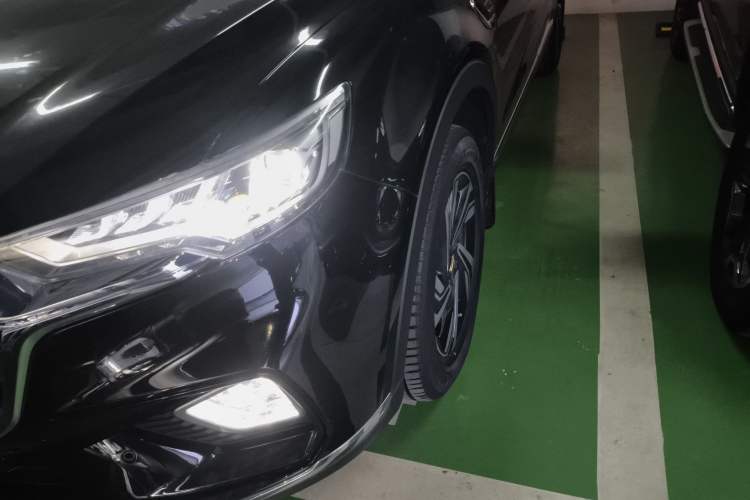 Used Hongqi HS5 2022 Revised Version 2.0T Smart Connect Flagship Edition