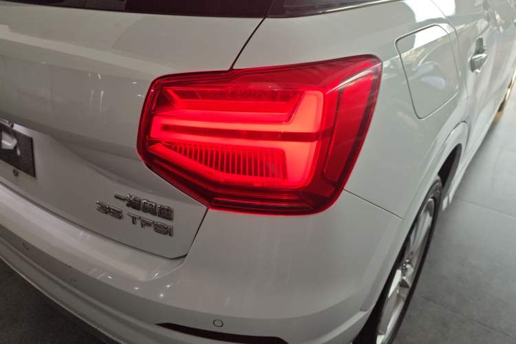 Used Audi Q2L 2018 35 TFSI Fashion Elegant Version China V