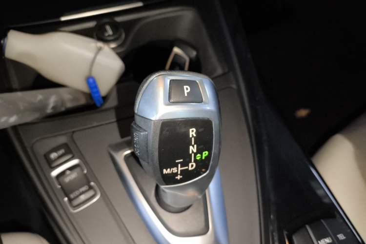 Used BMW 1 Series 2013 Revised 116i Urban Edition Gear Lever