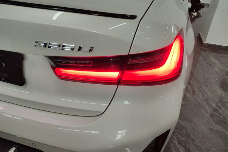 Used BMW 3 Series 2024 325Li M Sport Night Edition Package Right Rear Taillight