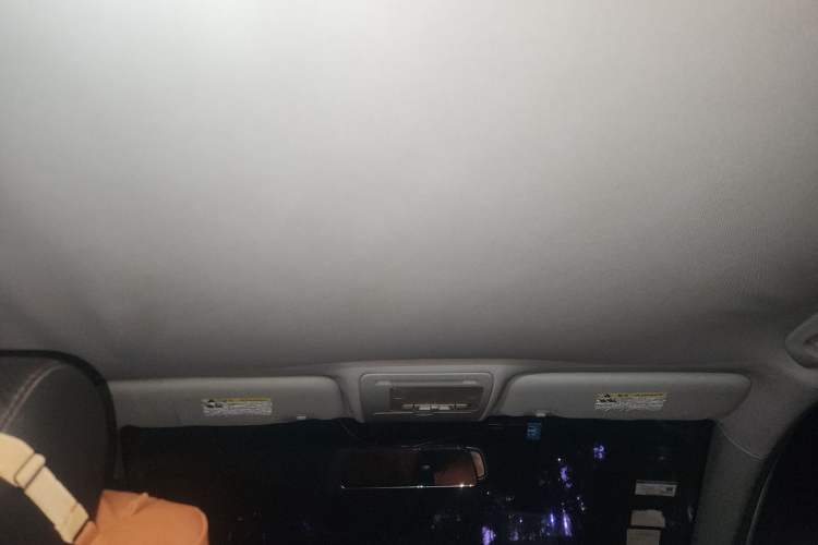 Used BYD S6 2014 2.0L Manual Luxury 5-Seater
