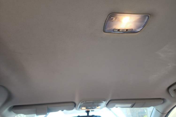 Used Haval M6 2017 1.5T Manual Two-Wheel Drive Urban Version Headliner