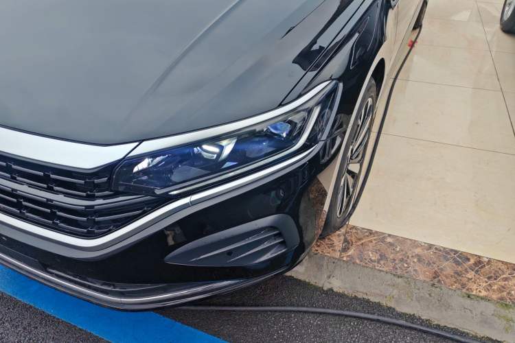 Used Volkswagen Passat 2024 380TSI Dragon Edition