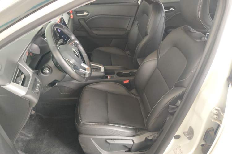 Used Renault Clio 2019 TCe270 Automatic Trendy Model
