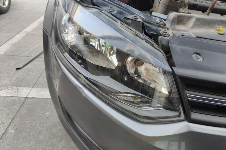 Used Volkswagen Polo 2011 1.4L Manual ZhiShang Edition
