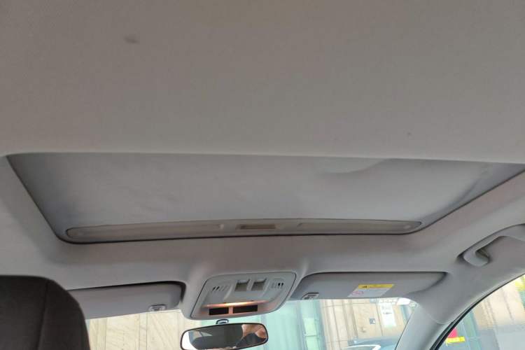 Used Chevrolet Cruze 2018 320 Automatic Pioneer Sunroof Edition