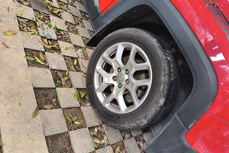 Used Jeep Renegade 2016 1.4T Automatic High-Energy Version
