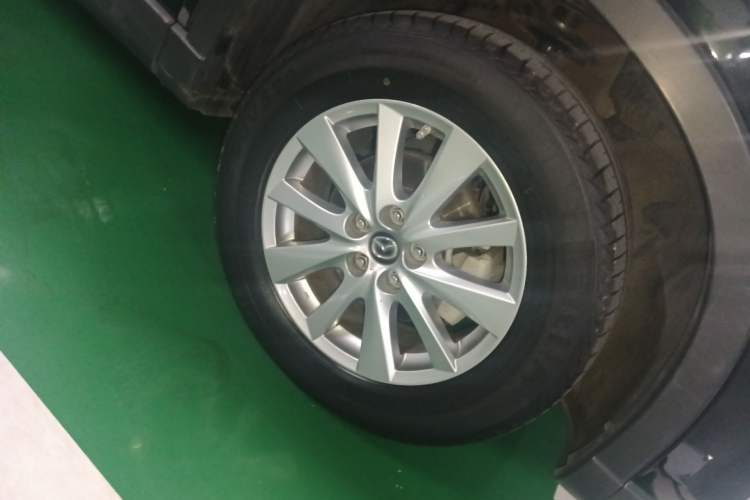 Used Mazda CX-5 2015 2.0L Automatic Two-Wheel Drive Urban Version
