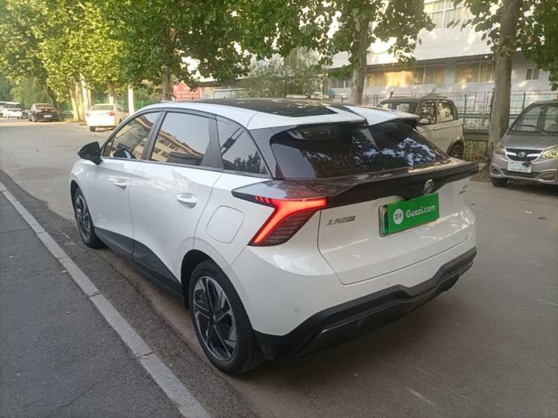 Used MG 4 EV 2022 425 km Luxury Edition — 4