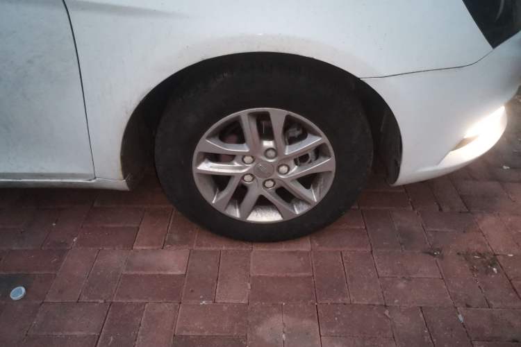 Used Geely Auto Emgrand 2017 Sedan Million Edition 1.5L Manual Luxury Model
