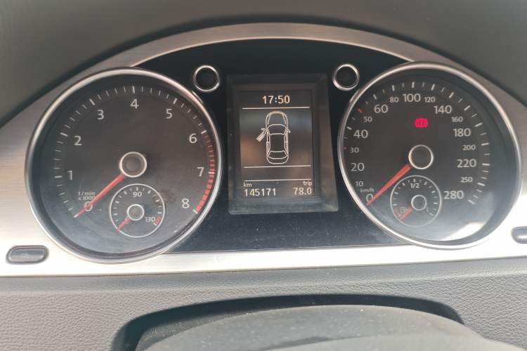 Used Volkswagen FAW-Volkswagen CC 2010 2.0 TSI Luxury Model Instrument Cluster