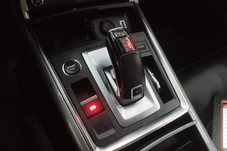 Used Citroen C6 2021 400THP Comfort Edition
